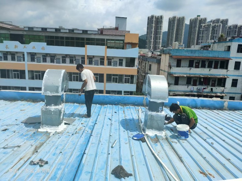 杞县钢结构屋面涂料维修方法